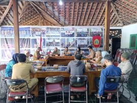 Monitoring dan Evaluasi Pelaksanaan APBKal Beji Berjalan Lancar